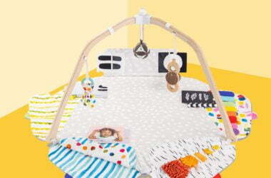 3 newborn presents that keep offering